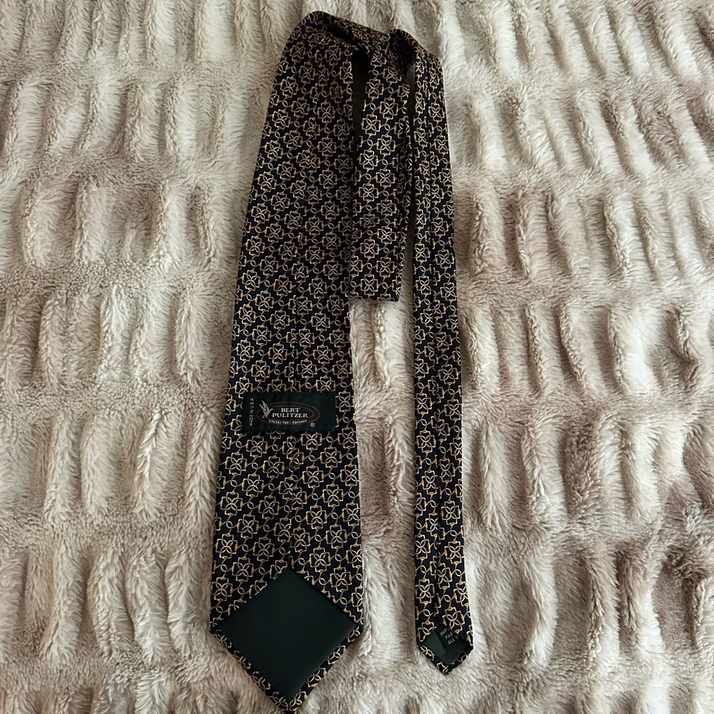 Bert Pulitzer Navy Gold Geometric Silk Tie Made in USA - Picture 4 of 7